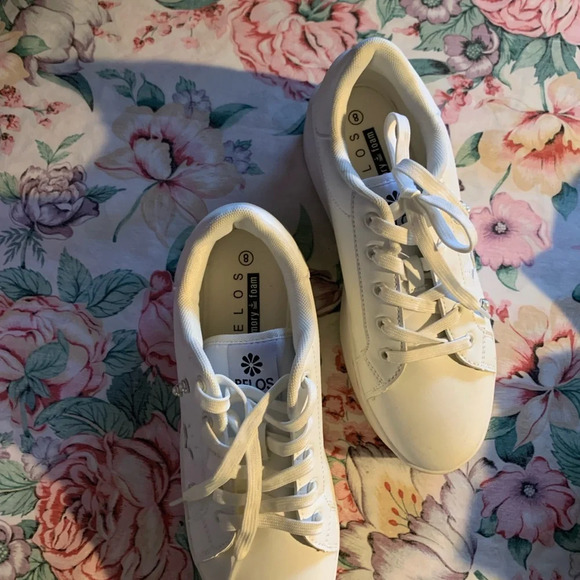 Belows Shoes - Belows Memory Foam Women’s Sneakers Size 8